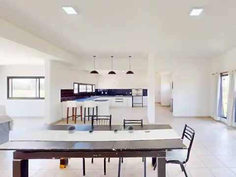 Casa en Alquiler en Exaltacion De La Cruz, USD 3.500