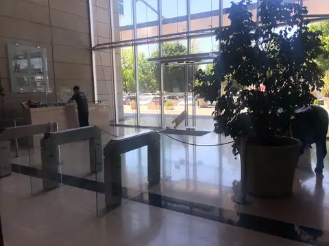 EDIFICIO BUREAU PILAR PANAMERICANA KM 49,500 OFICINA 100 M2