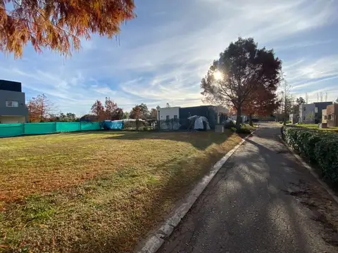 Terreno en Venta en Brujas, USD 40.000