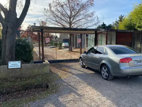 San Isidro Barrio Privado Brujas 700