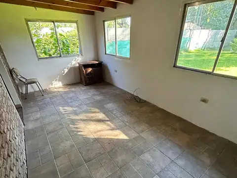 Casa 3 ambientes con 2 baños