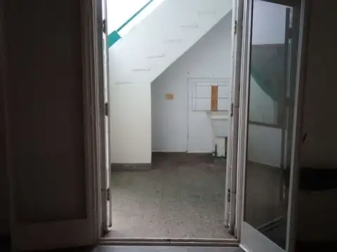 PH 3 amb tipo casa fondo con patio y terraza parrilla 2 dormitorios Floresta Monte Castro