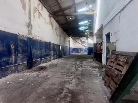 Galpon en Venta en Quilmes Oeste, USD 135.000