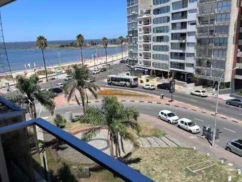 Monoambiente Av. Brasil y Benito Blanco