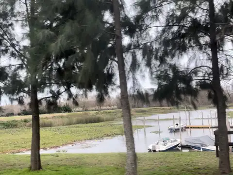 Terreno en Venta de 8427,0 m2