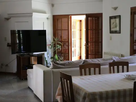 Casa en Venta de 5 dormitorios