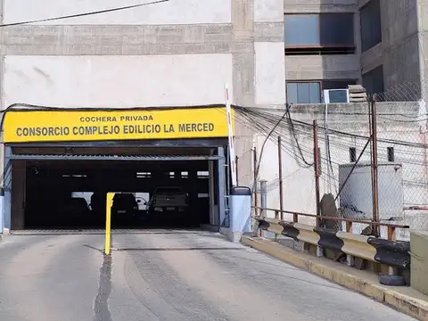 Av. Emilio Olmos 100