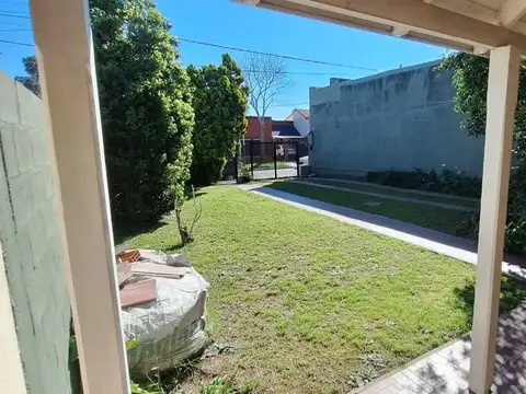 Casa en Venta con 4 cocheras