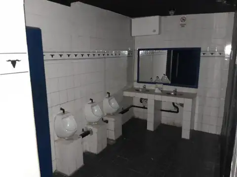 LOCAL COMERCIAL EN VENTA, CENTRO DE PILAR 