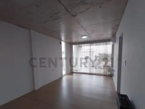 Sargento Cabral 300, Piso 1