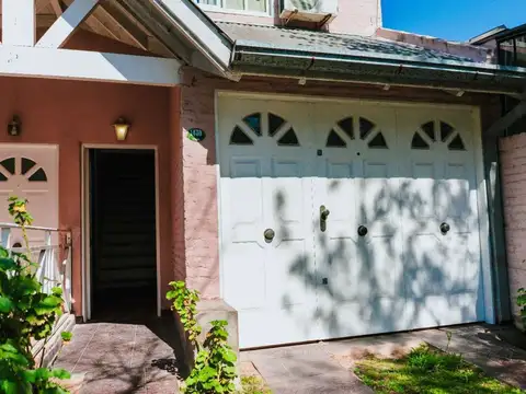 Depto Tipo Casa en Venta de 4 ambientes