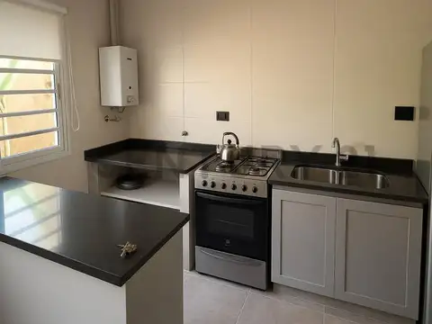 Casa 3 ambientes con 2 baños