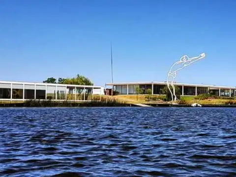 Terreno en Venta de 661,0 m2