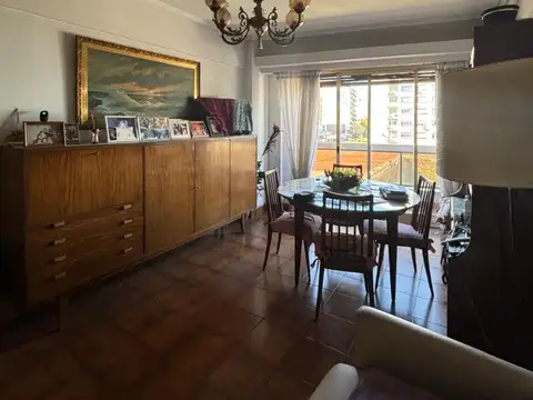 Lobería 100, Piso 3