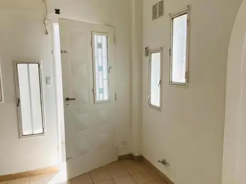 Hipolito Irigoyen 100