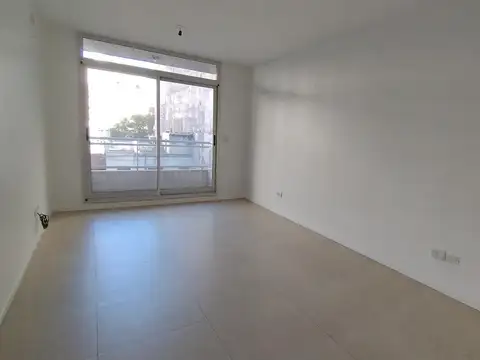 Al Frente C/balcón - A mts de Plaza San Martín! Edificio con amenities