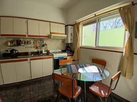 Depto Tipo Casa en Alquiler de 2 dormitorios