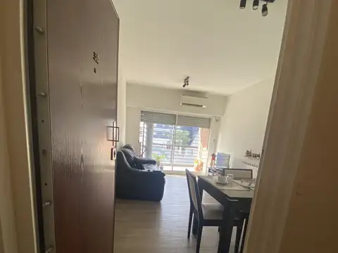 Departamento en Venta en Parque Centenario, USD 185.000