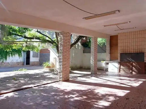 CASA LOTE 900M2 PILETA-BARRIO LOS INDIOS-ROLDAN