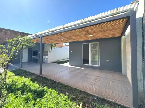 VENTA CASA 4 AMB -SAN ANTONIO DE ARECO