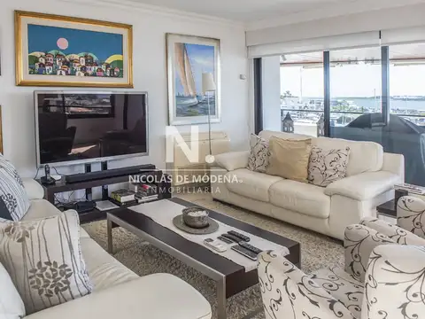 Departamento 4 ambientes con 3 baños