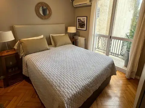 Pacheco De Melo 1900, Piso 5