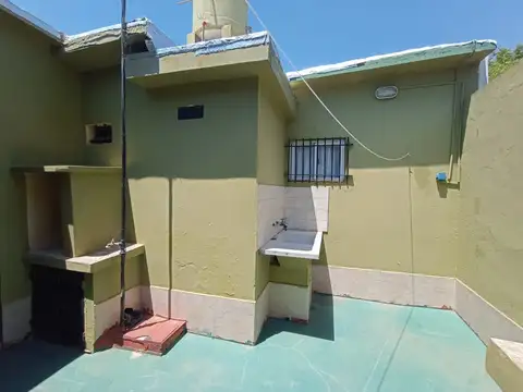 Depto Tipo Casa en Venta con 1 cocheras
