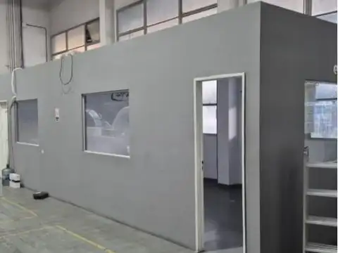 Galpón 670m2 En Pque ]Industrial Newton, Fte. Ruta 8 (Ex Siemens)