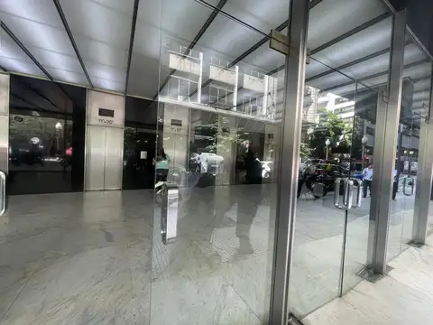 Oficina en Alquiler en Retiro, USD 3.560