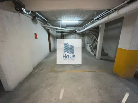 Cochera y Baulera en venta - Italia 1500