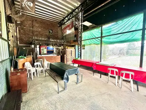 SE VENDE SALONES Y CANCHA DE FC 5 EN ZONA NORTE