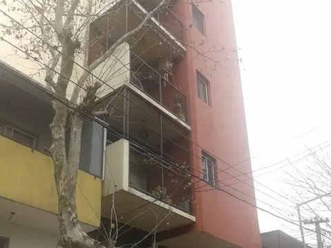 DEPARTAMENTO 3 AMB. -SAN ANDRES- A MTS ESTACION TREN