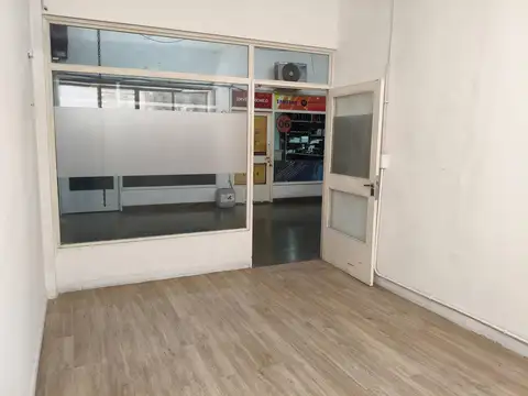 Local en Alquiler 60 años