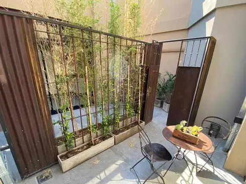 Casa 2 ambientes con 2 baños