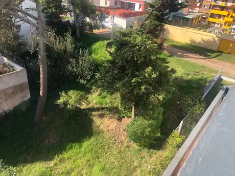 LOTE CON SALIDA A DOS CALLES PASEO 124 Y PASEO 123 BIS ENTRE PASEOS 1 Y 2 MUY CERCANO A LA PLAYA,