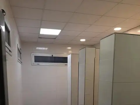 Av. Dr. Arturo Frondizi 100