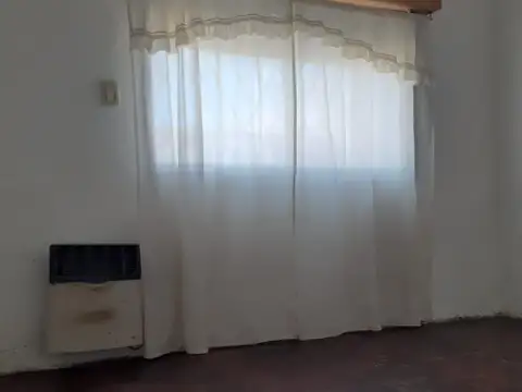 Depto Tipo Casa en Venta en Parque Avellaneda, USD 70.000