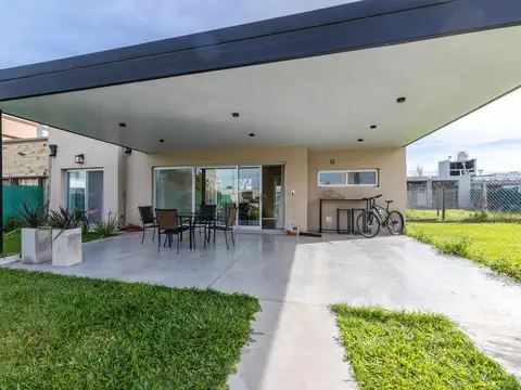 VENTA CASA DE 1 DORMITORIO- ACEQUIAS DEL AIRE- ROLDAN