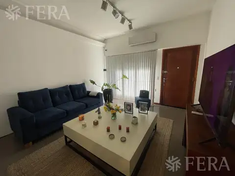 Venta casa 3 ambientes con cochera en Wilde