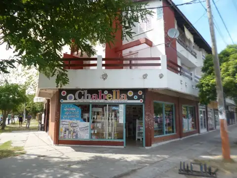 Avenida I 400, Piso 2