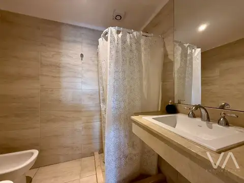 Departamento en Alquiler con 1 cocheras