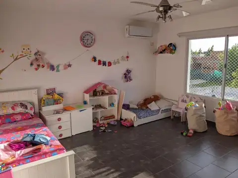 Casa en Venta en El Canton, USD 250.000