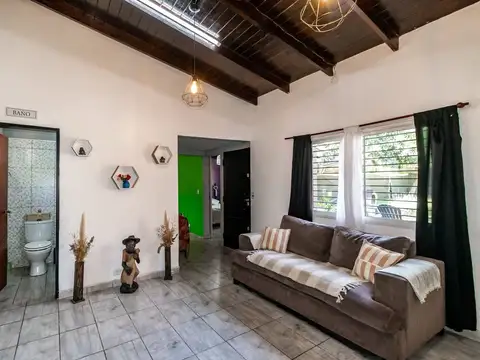 Casa 3 ambientes con 1 baño