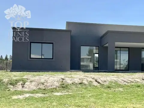 Casa en Venta en San Matias, USD 425.000