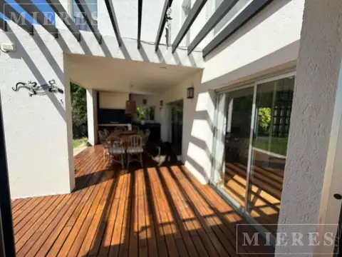 Casa en Alquiler en El Encuentro, USD 4.600