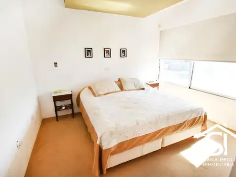 Casa 12 ambientes con 4 baños