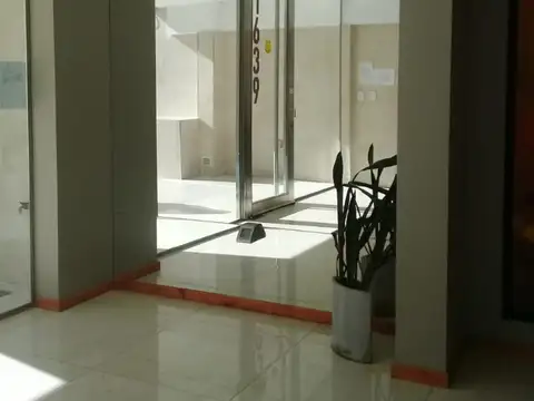 Bv 27 De Febrero 1600, Piso 9