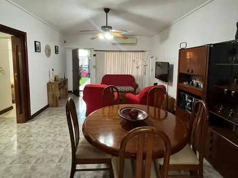 Casa en Venta en Bernal, USD 120.000