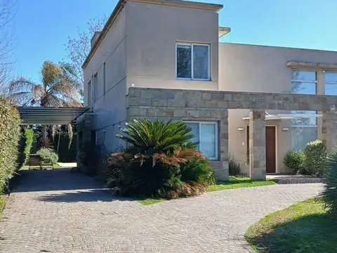 Casa en Venta en La Martona, USD 420.000