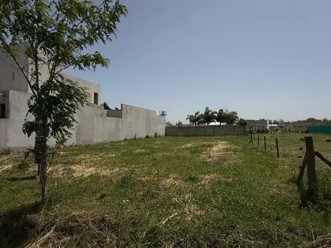 Terreno en Venta 15  mts Frente